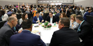 Executives having lunch at Summit